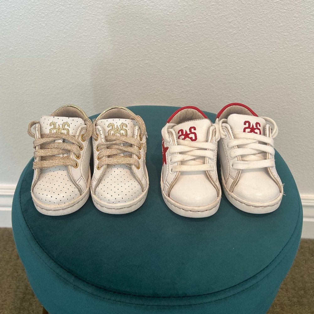 TWIN BUNDLE - 2 pairs 2Star White Sneakers with Gold & Red Detailing